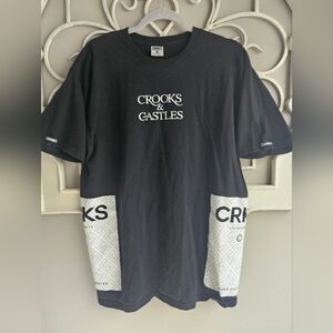 Nwot mens Crooks and Castle graphic tee